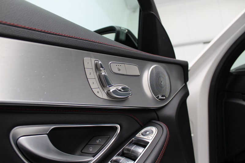 Mercedes-Benz C-Klasse Mercedes-Benz C-klasse AMG 43 4MATIC 468PK | RIJKLAAR | SCHAALSTOELEN | ALCANTARA STUUR | PANORAMADAK | CARPLAY