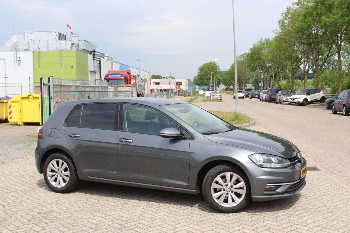 Volkswagen Golf Volkswagen Golf 1.0 TSI Comfortline AUTOMAAT nap ,NETTE 5 DRS APPLE CAR PLAY ANDROID