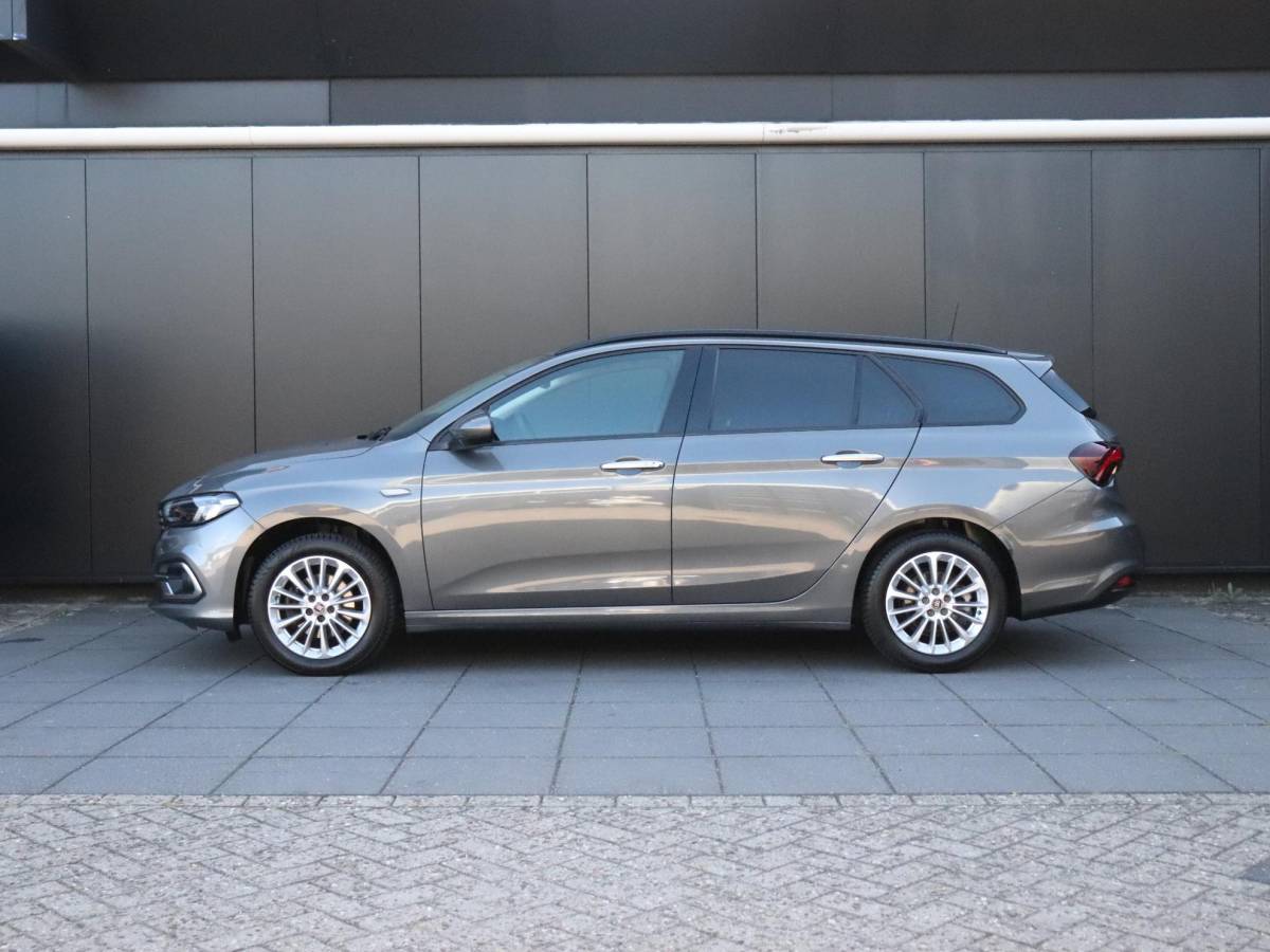 Fiat Tipo Fiat Tipo Stationwagon 1.0 Life | TREKHAAK | CAMERA | CRUISE | APPLE CARPLAY |