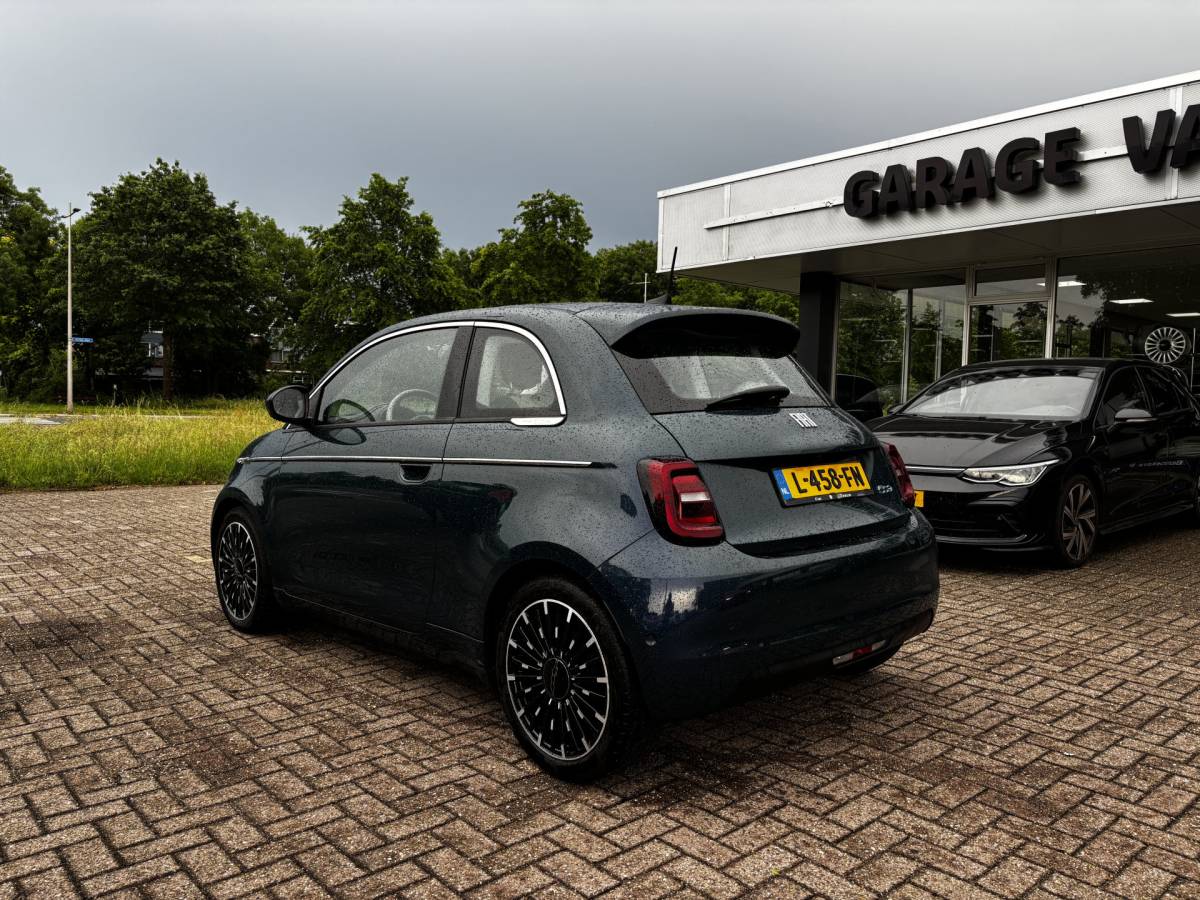Fiat 500 Fiat 500 La Prima 42 kWh El. Schuifdak Ad.Cruise  Leer Nap