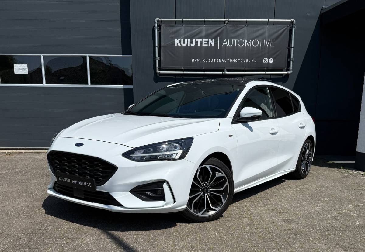 Ford Focus Ford Focus 1.0 EcoBoost ST Line X / Automaat / Pano / LED / HUD!