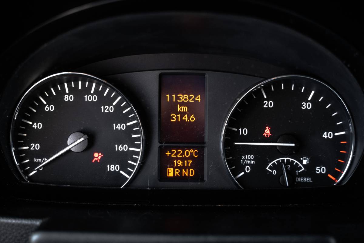 Mercedes-Benz Sprinter Mercedes-Benz Sprinter 519 CDI 3.0 V6 | 190 PK | Euro 6 | Automaat | LED | Cruise | Airco | 3-Zits