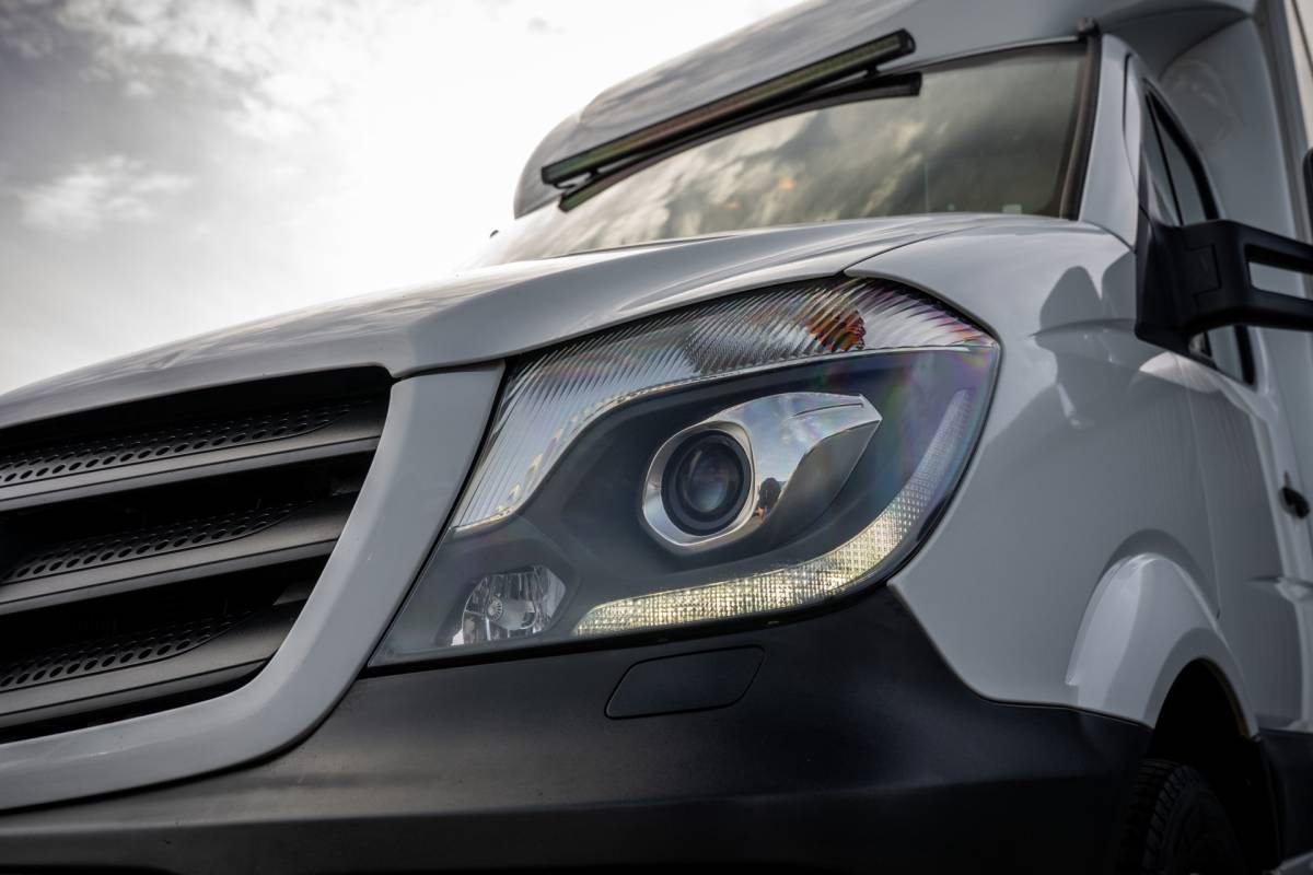Mercedes-Benz Sprinter Mercedes-Benz Sprinter 519 CDI 3.0 V6 | 190 PK | Euro 6 | Automaat | LED | Cruise | Airco | 3-Zits