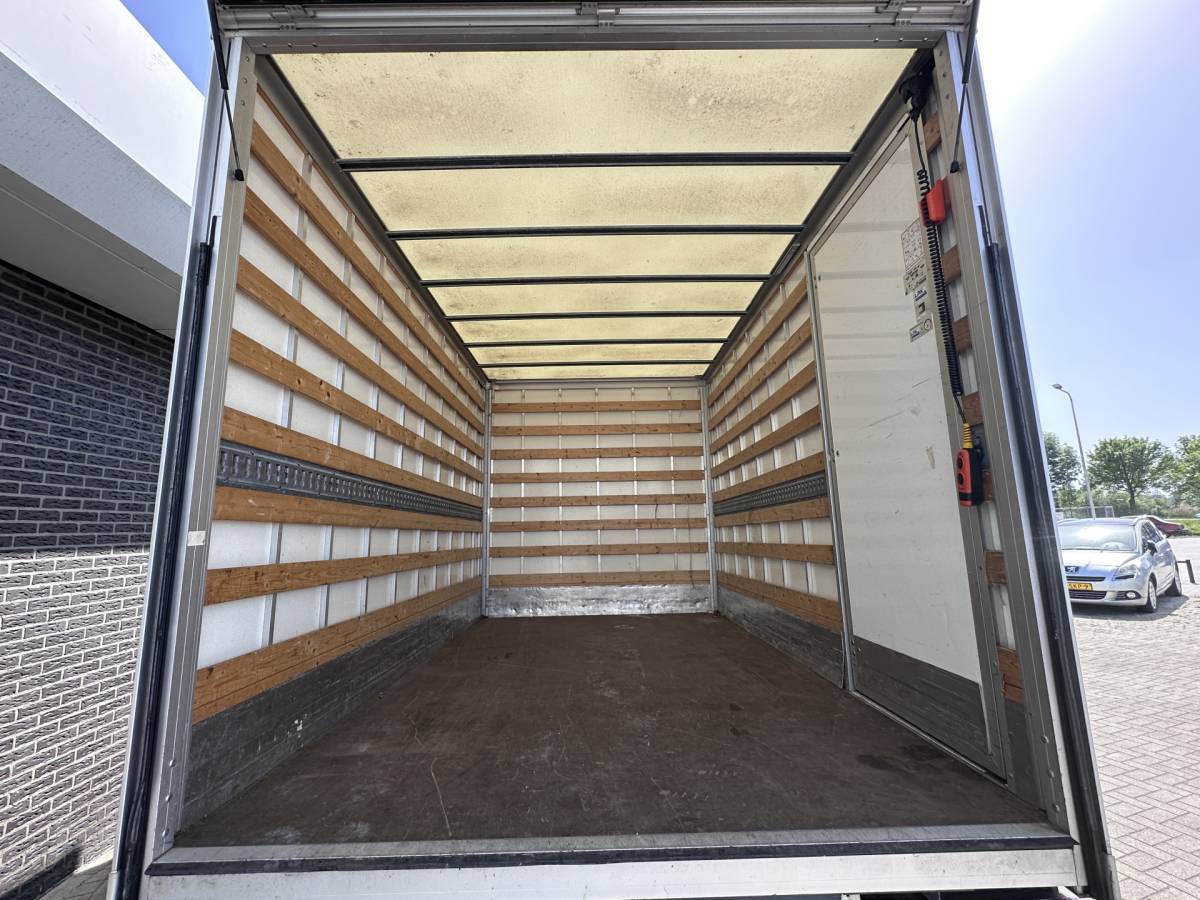 Volkswagen Crafter Volkswagen Crafter 35 2.0 TDI L3 Comfortline