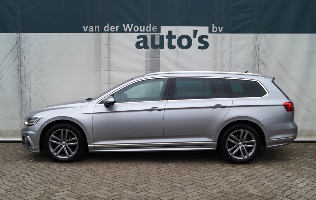 Volkswagen Passat Volkswagen Passat Variant 1.4 TSI DSG R-line Highline Business -NAVI-DIGI-XENON-