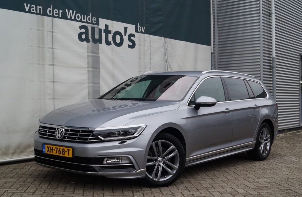 Volkswagen Passat Volkswagen Passat Variant 1.4 TSI DSG R-line Highline Business -NAVI-DIGI-XENON-
