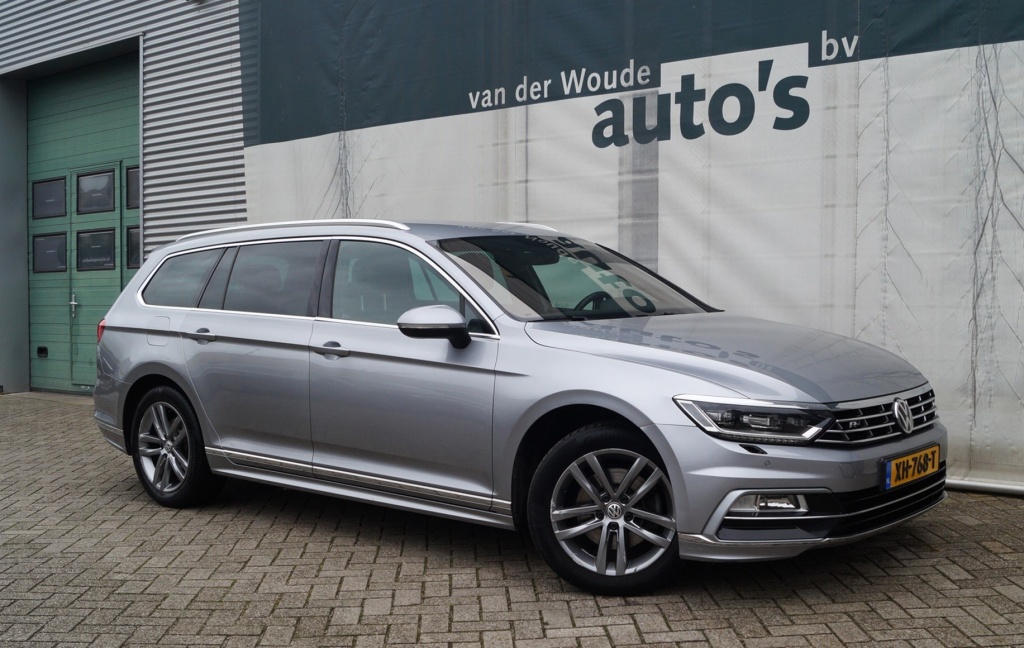 Volkswagen Passat Volkswagen Passat Variant 1.4 TSI DSG R-line Highline Business -NAVI-DIGI-XENON-