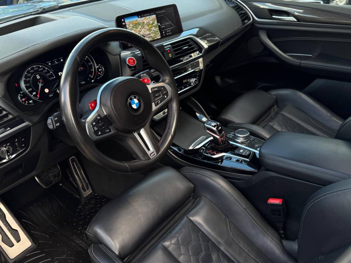 BMW X4 BMW X4 M 480pk / Carbon / Pano / CarPlay