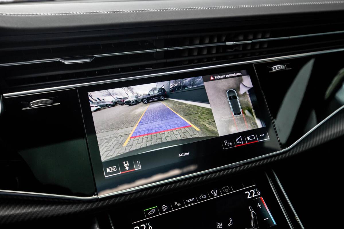 Audi Q8 Audi Q8 60 TFSI e Competition 490pk, Carbon, Full-options 2025