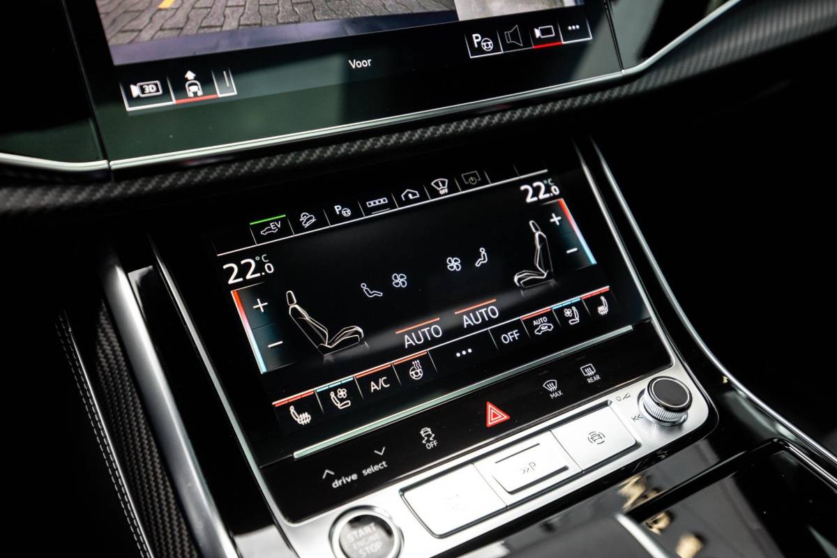 Audi Q8 Audi Q8 60 TFSI e Competition 490pk, Carbon, Full-options 2025