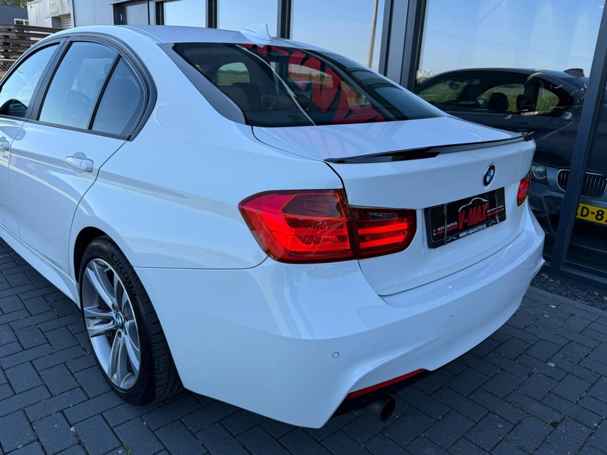 BMW 3 Serie BMW 320i Sedan 184PK AUT M Sport NAP Xenon Leder Navi Cruise