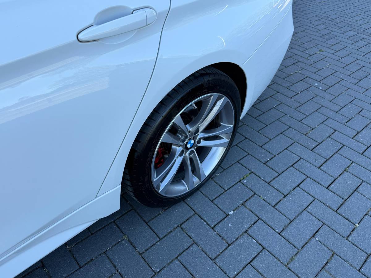 BMW 3 Serie BMW 320i Sedan 184PK AUT M Sport NAP Xenon Leder Navi Cruise