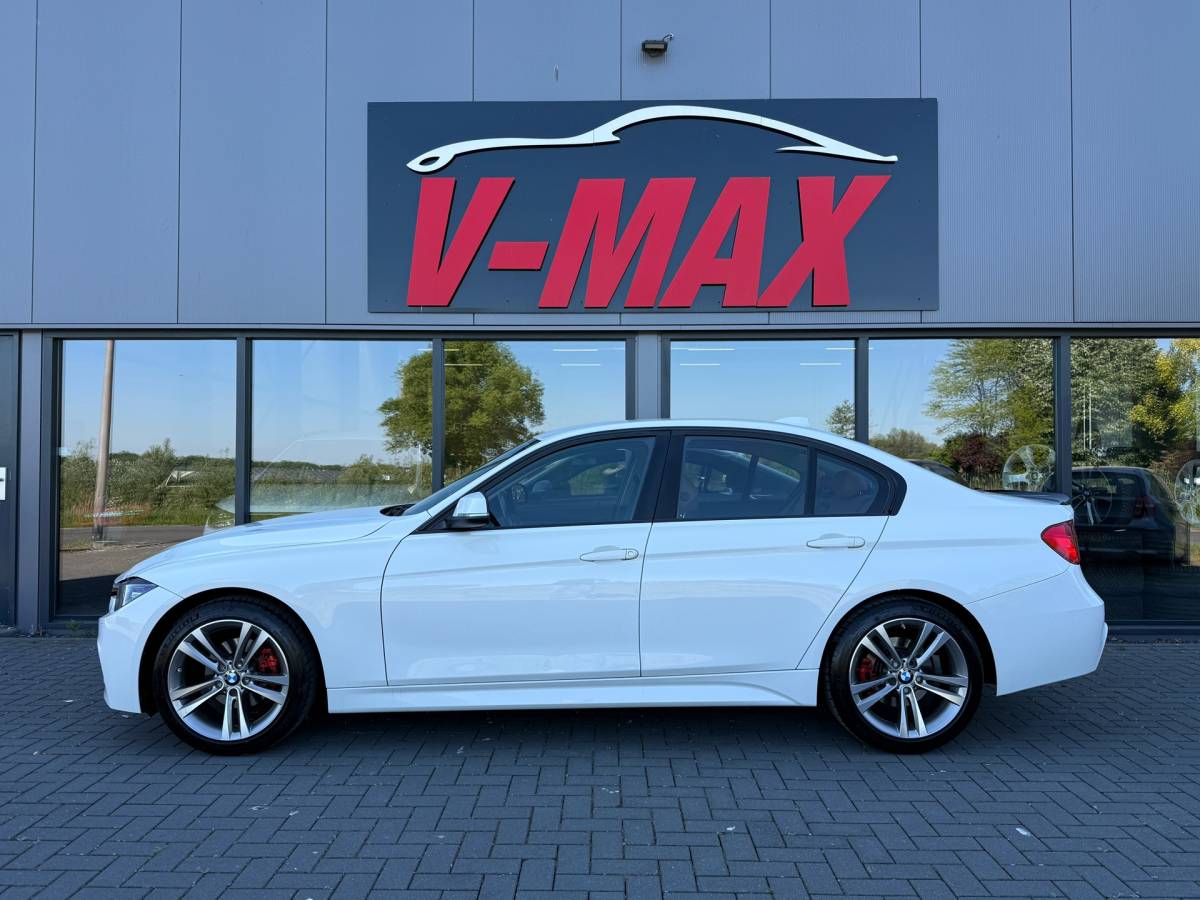 BMW 3 Serie BMW 320i Sedan 184PK AUT M Sport NAP Xenon Leder Navi Cruise