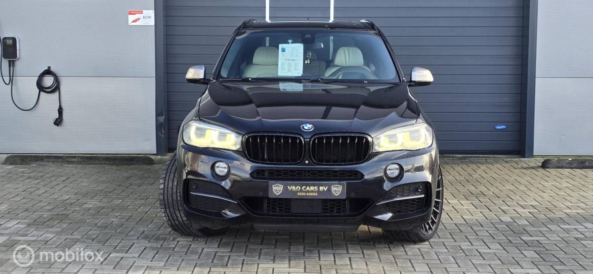 BMW X5 BMW X5 M50d