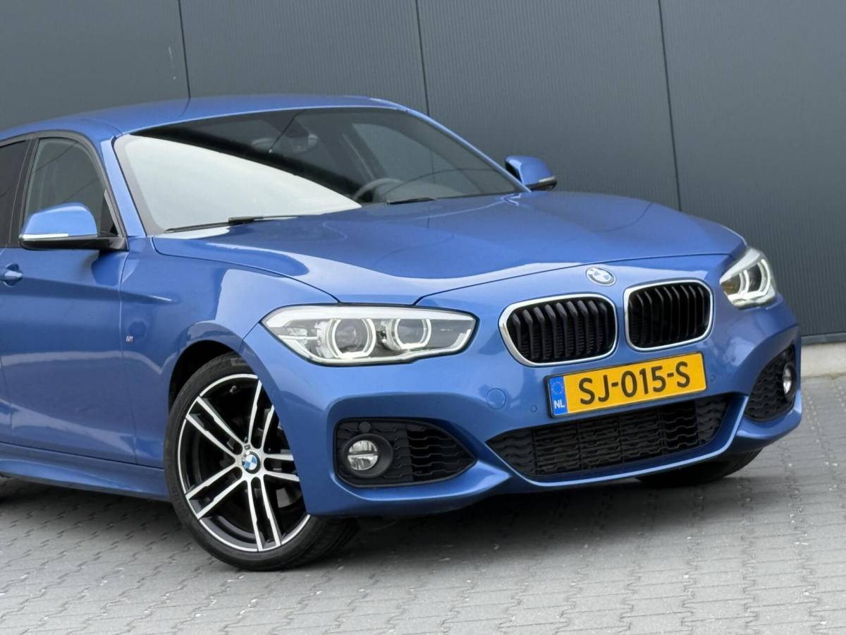 BMW 1 Serie BMW 1-serie 118I M Sport Shadow Executive Harman/Kardon – Alcantara – LED