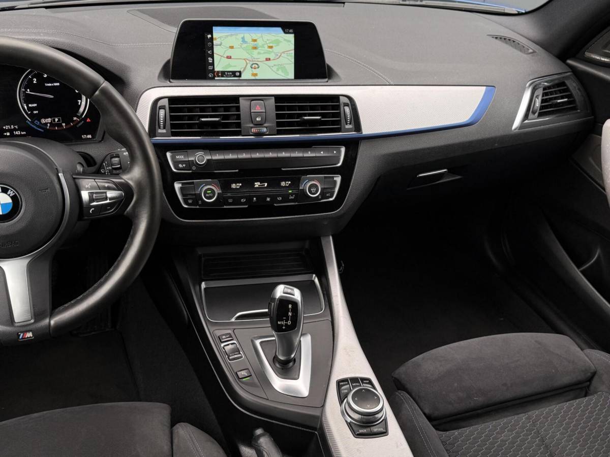 BMW 1 Serie BMW 1-serie 118I M Sport Shadow Executive Harman/Kardon – Alcantara – LED