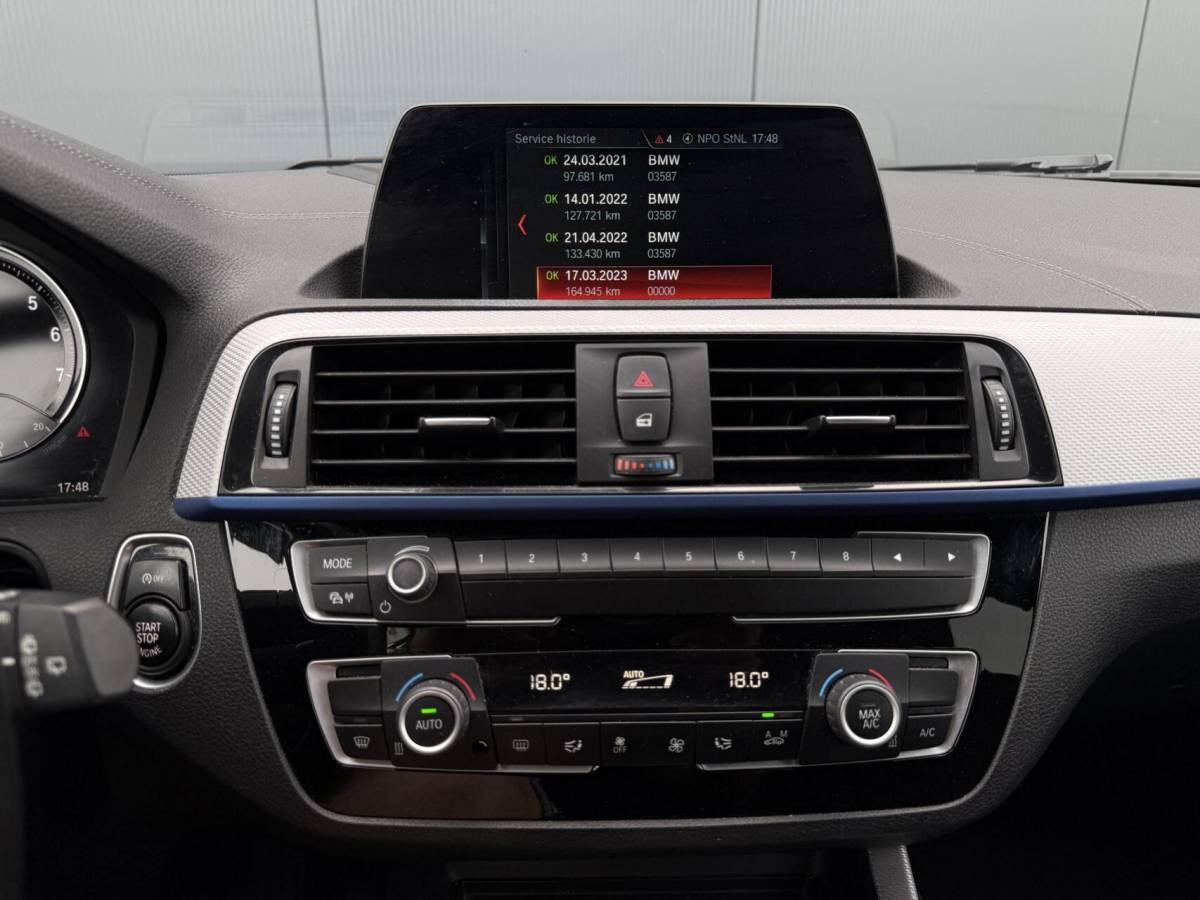 BMW 1 Serie BMW 1-serie 118I M Sport Shadow Executive Harman/Kardon – Alcantara – LED