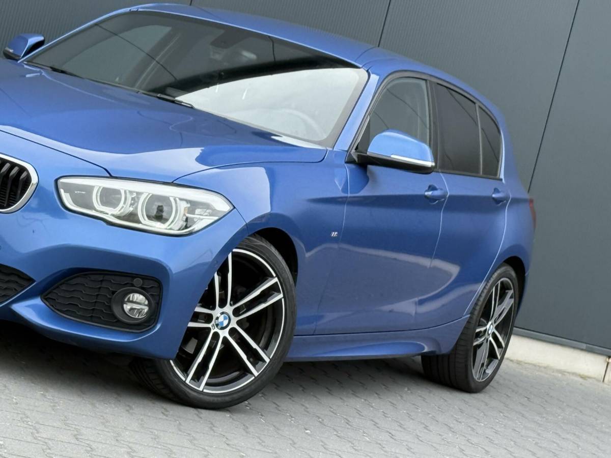 BMW 1 Serie BMW 1-serie 118I M Sport Shadow Executive Harman/Kardon – Alcantara – LED