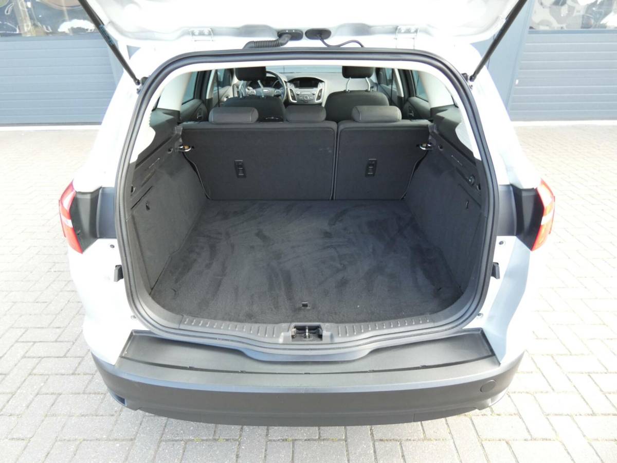 Ford Focus Ford Focus Wagon 1.0 100 PK Trend | AIRCO | 124000 KM!!!