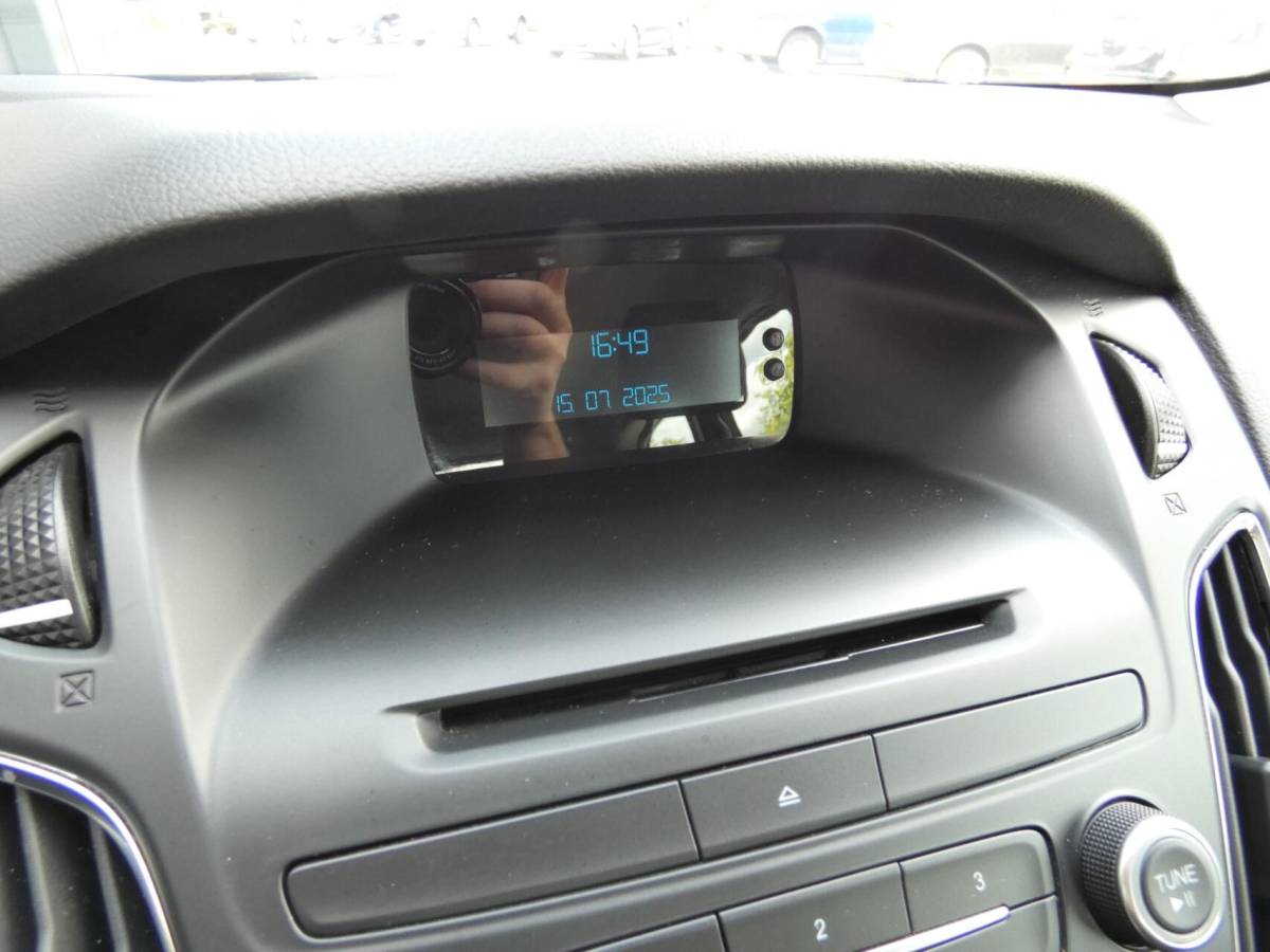 Ford Focus Ford Focus Wagon 1.0 100 PK Trend | AIRCO | 124000 KM!!!
