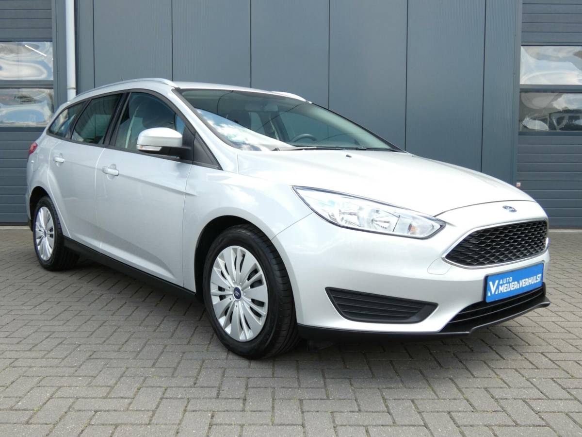 Ford Focus Ford Focus Wagon 1.0 100 PK Trend | AIRCO | 124000 KM!!!