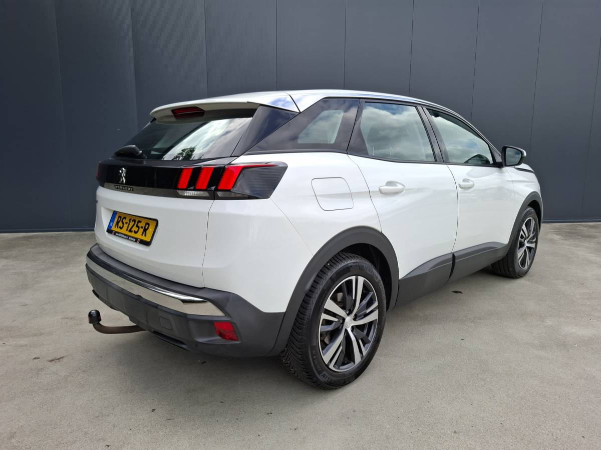 Peugeot 3008 Peugeot 3008 1.2 PureTech Access VIRTUAL COCKPIT LED CRUISE AIRCO TREKHAAK