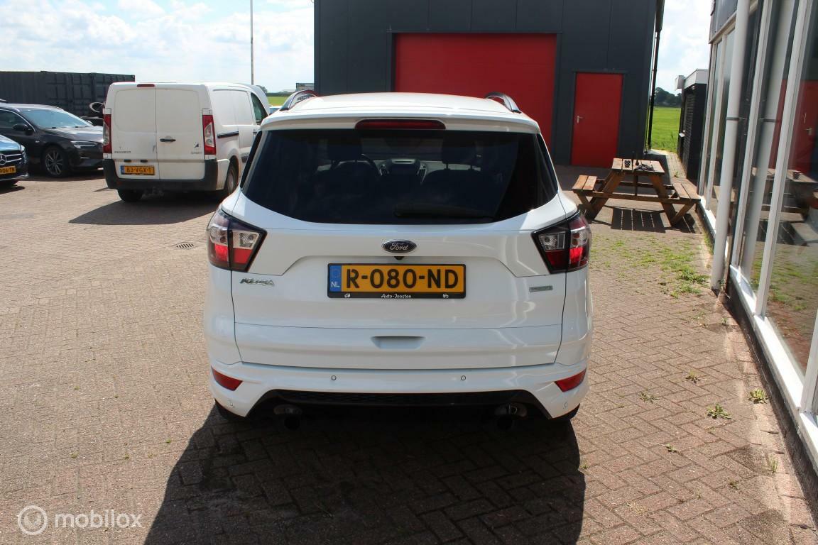 Ford Kuga Ford Kuga 1.5 EcoBoost ST Line 4WD Xenon/Leder/Carplay/Trekhaak