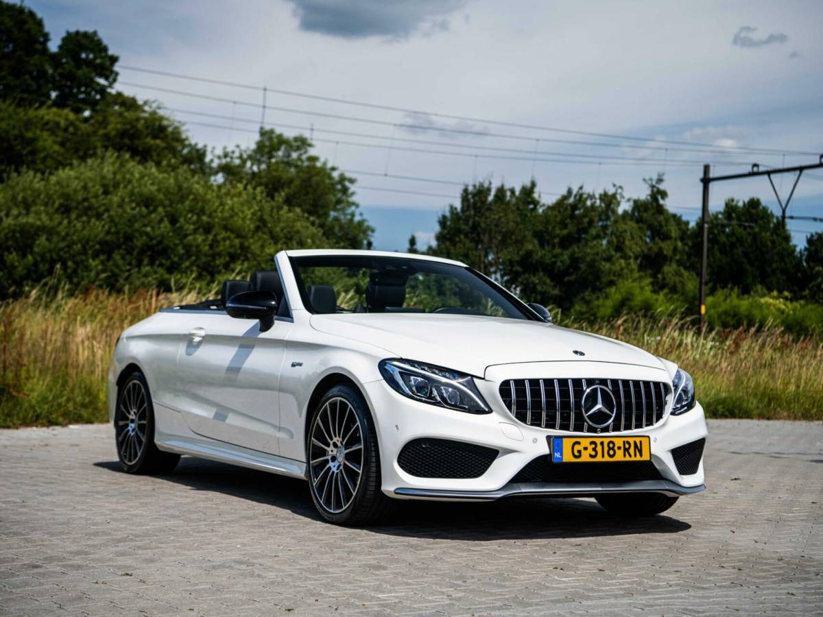 Mercedes-Benz C-Klasse Mercedes C-klasse Cabrio C43 AMG 367PK Speedshift 4MATIC Burmester Stoelkoeling Airscarf Sportuitlaat Memory