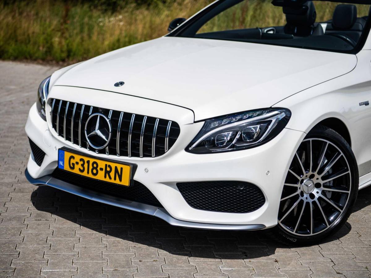 Mercedes-Benz C-Klasse Mercedes C-klasse Cabrio C43 AMG 367PK Speedshift 4MATIC Burmester Stoelkoeling Airscarf Sportuitlaat Memory
