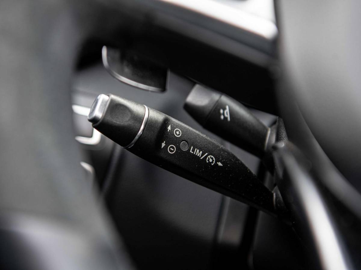 Mercedes-Benz C-Klasse Mercedes C-klasse Cabrio C43 AMG 367PK Speedshift 4MATIC Burmester Stoelkoeling Airscarf Sportuitlaat Memory