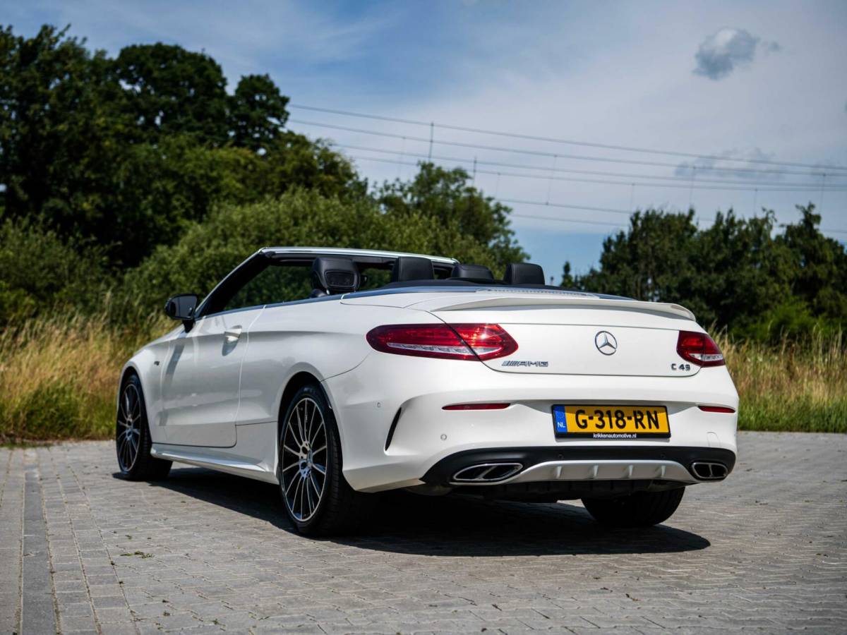 Mercedes-Benz C-Klasse Mercedes C-klasse Cabrio C43 AMG 367PK Speedshift 4MATIC Burmester Stoelkoeling Airscarf Sportuitlaat Memory