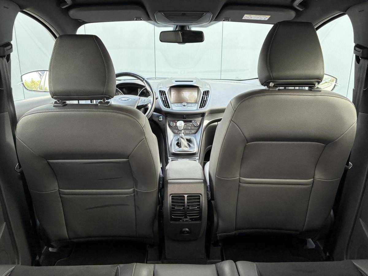 Ford Kuga Ford Kuga 1.5 EcoBoost 150 PK ST-Line X | HALF-LEDER | NAVI | WINTER PAKKET | 100000 KM!!!