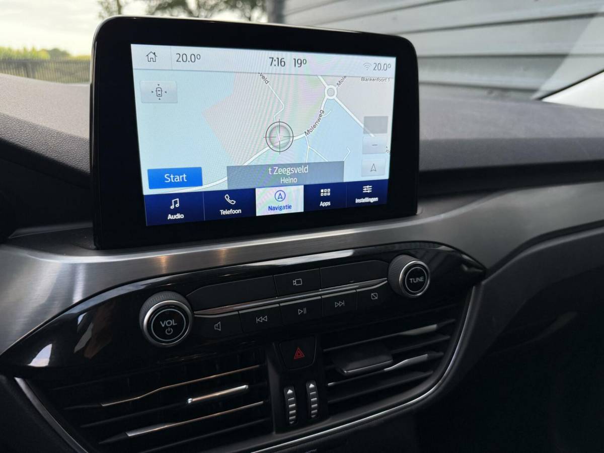 Ford Kuga Ford Kuga 2.5 PHEV Titanium X Camera led Lampen V+A B&O Speakers