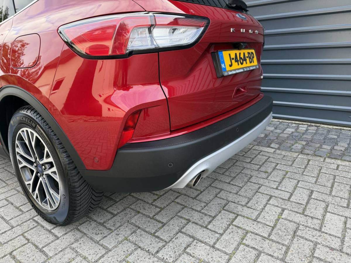 Ford Kuga Ford Kuga 2.5 PHEV Titanium X Camera led Lampen V+A B&O Speakers