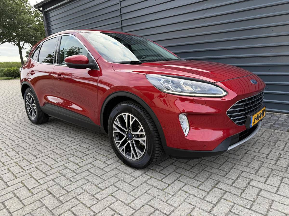 Ford Kuga Ford Kuga 2.5 PHEV Titanium X Camera led Lampen V+A B&O Speakers