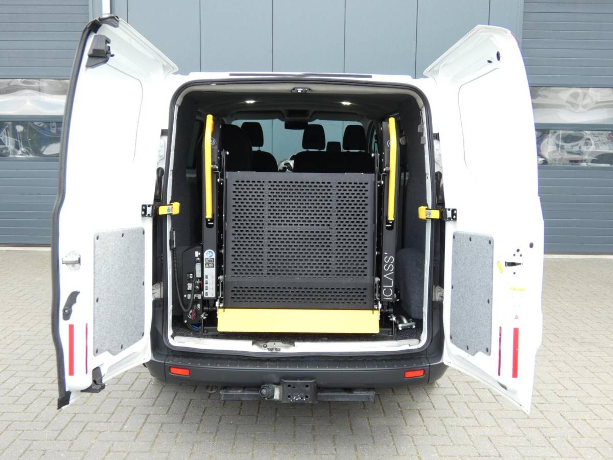 Ford Transit Custom Ford Transit Custom 270 2.2 TDCI L1H1 Rolstoelbus | 4-PERSOONS | AIRCO!!!
