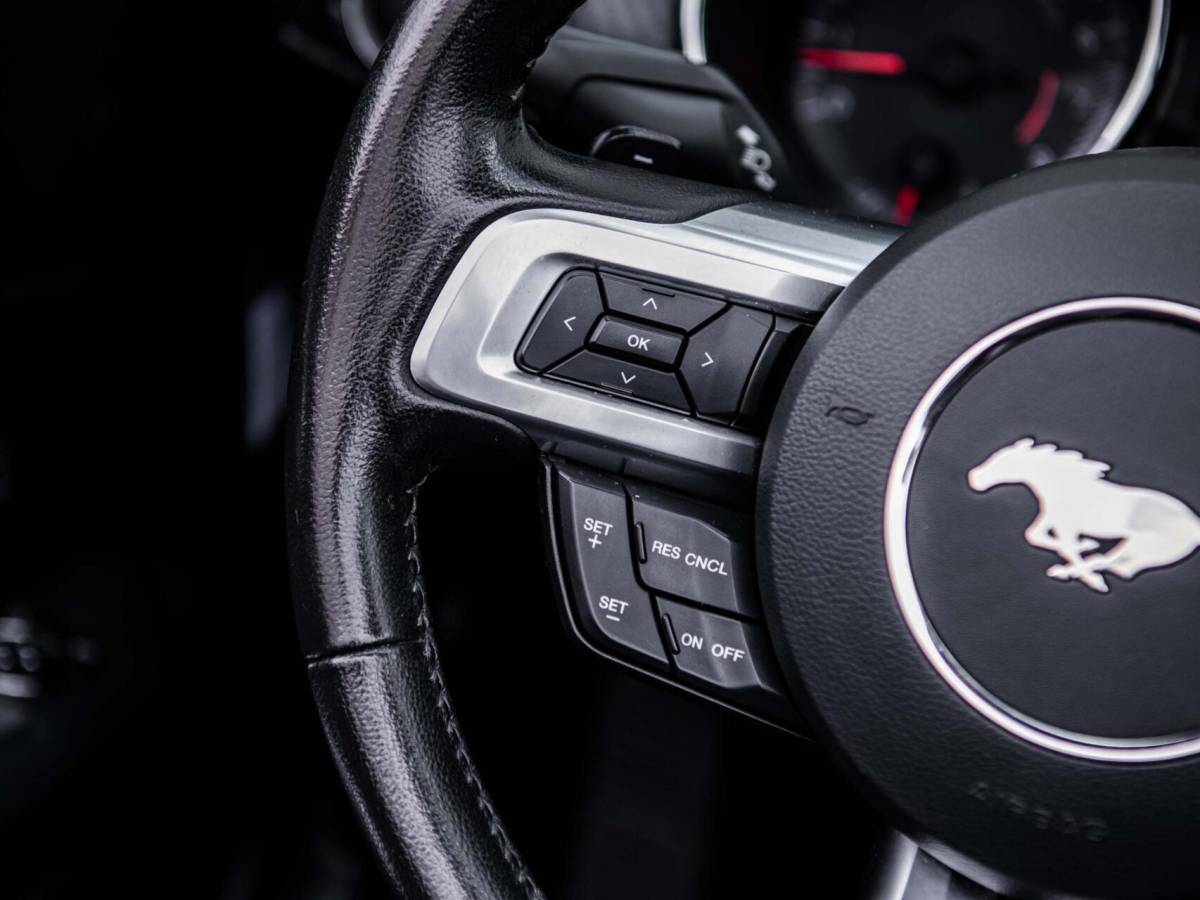 Ford Mustang Ford Mustang Convertible 3.7 V6 305PK Automaat Camera Airco Cruise Keyless PDC