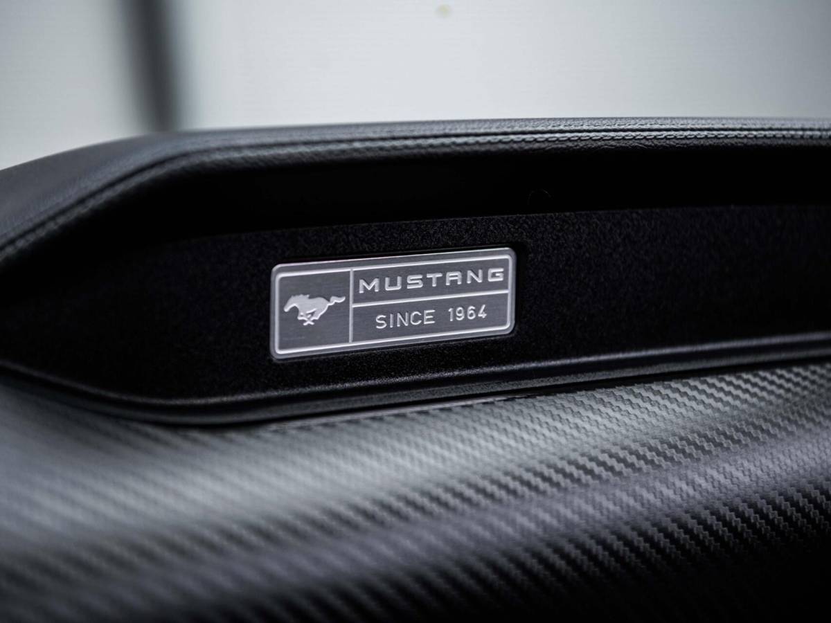 Ford Mustang Ford Mustang Convertible 3.7 V6 305PK Automaat Camera Airco Cruise Keyless PDC