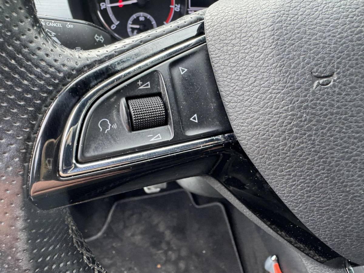 Škoda Fabia Skoda Fabia Combi monte carlo Style kuipstoelen gecoat glas