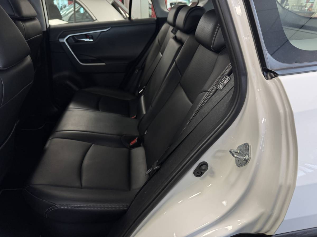Toyota RAV4 Toyota RAV4 2.5 Hybrid Active Leer