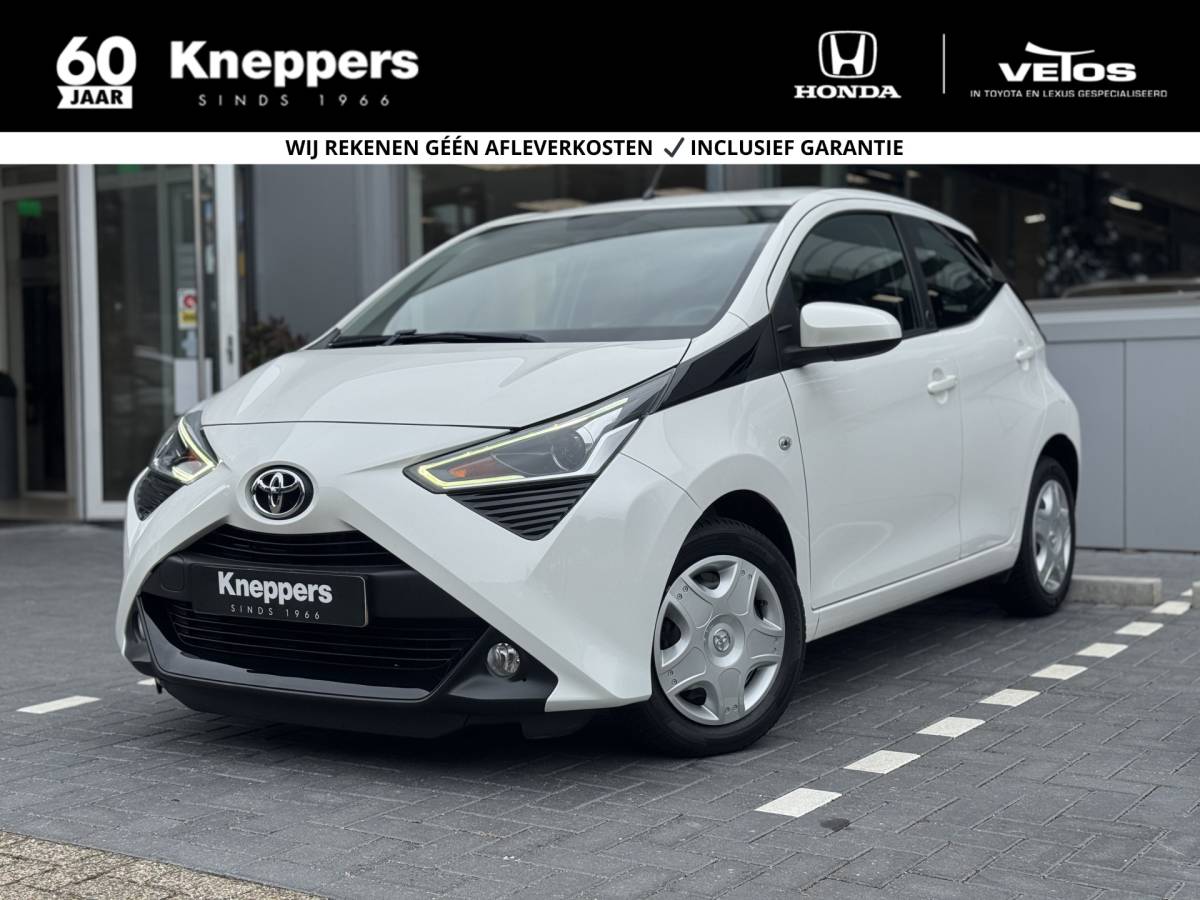 Toyota Aygo Toyota Aygo 1.0 VVT-i x-play Automaat | GEEN AFLEVERKOSTEN |  Airco, Apple/Android