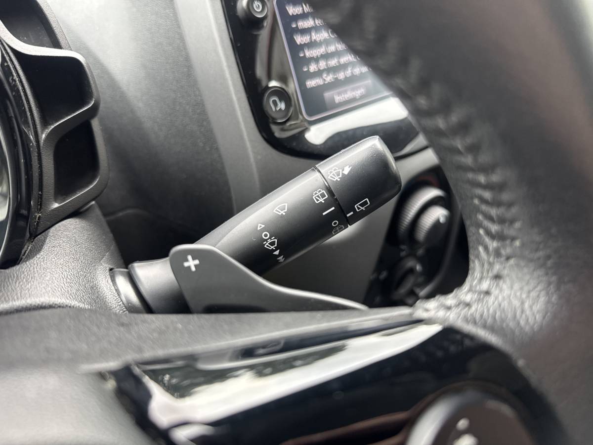 Toyota Aygo Toyota Aygo 1.0 VVT-i x-play Automaat | GEEN AFLEVERKOSTEN |  Airco, Apple/Android