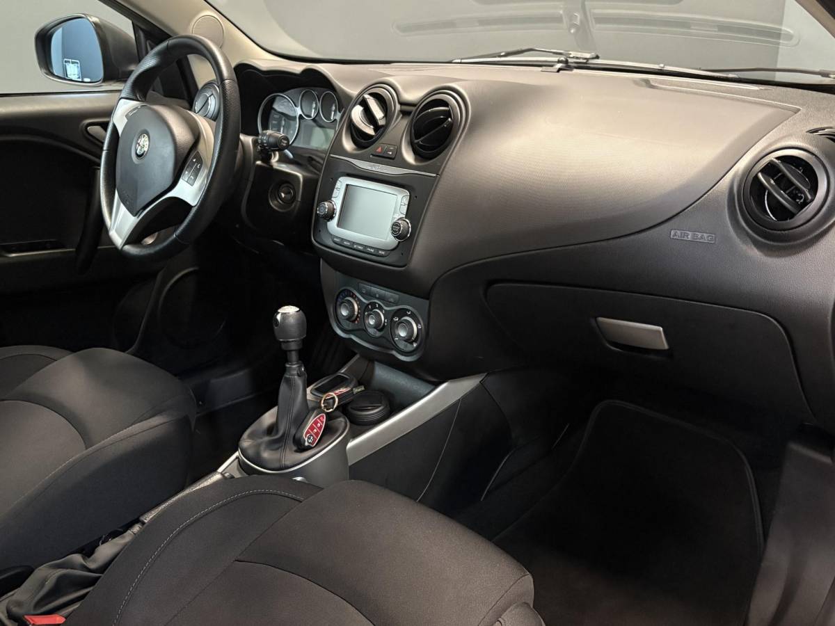 Alfa Romeo MiTo Alfa Romeo MiTo 1.4 Airco, 16Inch L.M. velgen