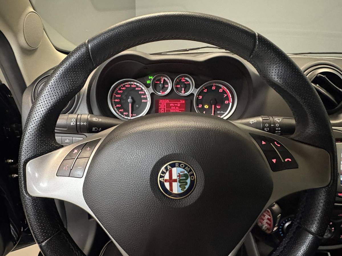 Alfa Romeo MiTo Alfa Romeo MiTo 1.4 Airco, 16Inch L.M. velgen