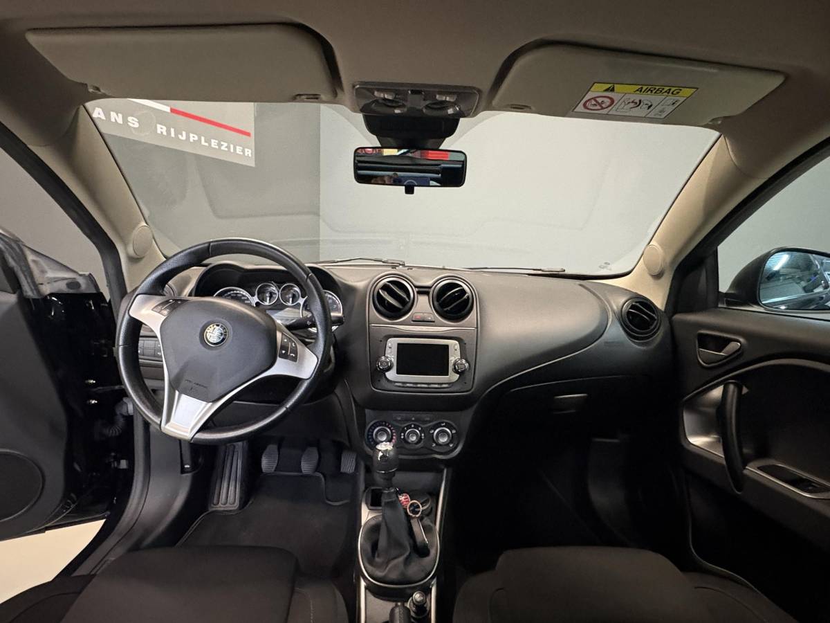 Alfa Romeo MiTo Alfa Romeo MiTo 1.4 Airco, 16Inch L.M. velgen