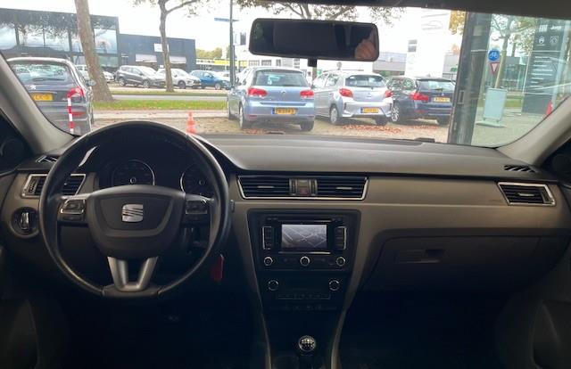 SEAT Toledo Seat Toledo 1.2 TSI Businessline High/NAP/2e Eigenaar/Navi/Dealer onderhouden/Airco/Cruise control