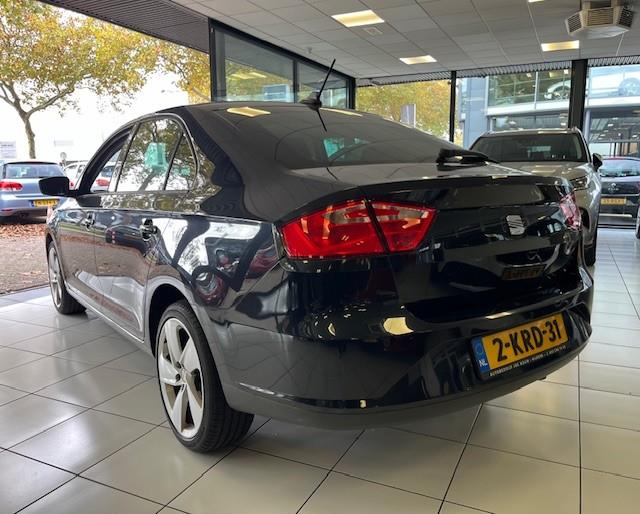 SEAT Toledo Seat Toledo 1.2 TSI Businessline High/NAP/2e Eigenaar/Navi/Dealer onderhouden/Airco/Cruise control