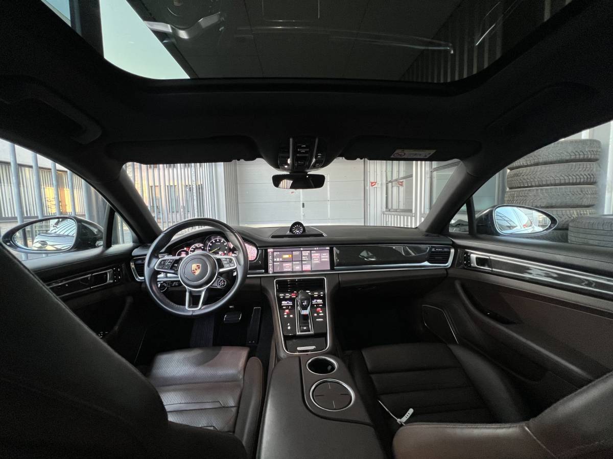Porsche Panamera Porsche Panamera 2.9 4 E-Hybrid 467 PK | NP € 172.000 | VOL!