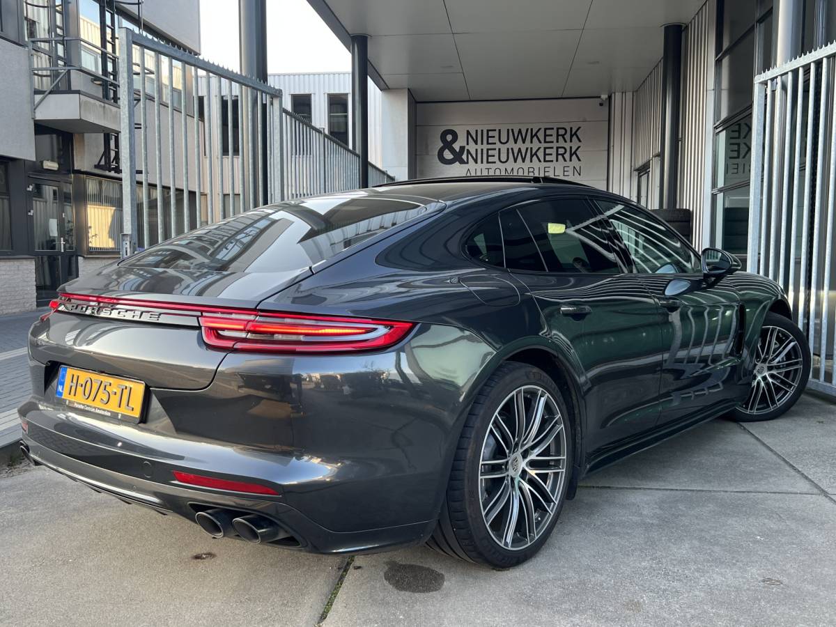 Porsche Panamera Porsche Panamera 2.9 4 E-Hybrid 467 PK | NP € 172.000 | VOL!