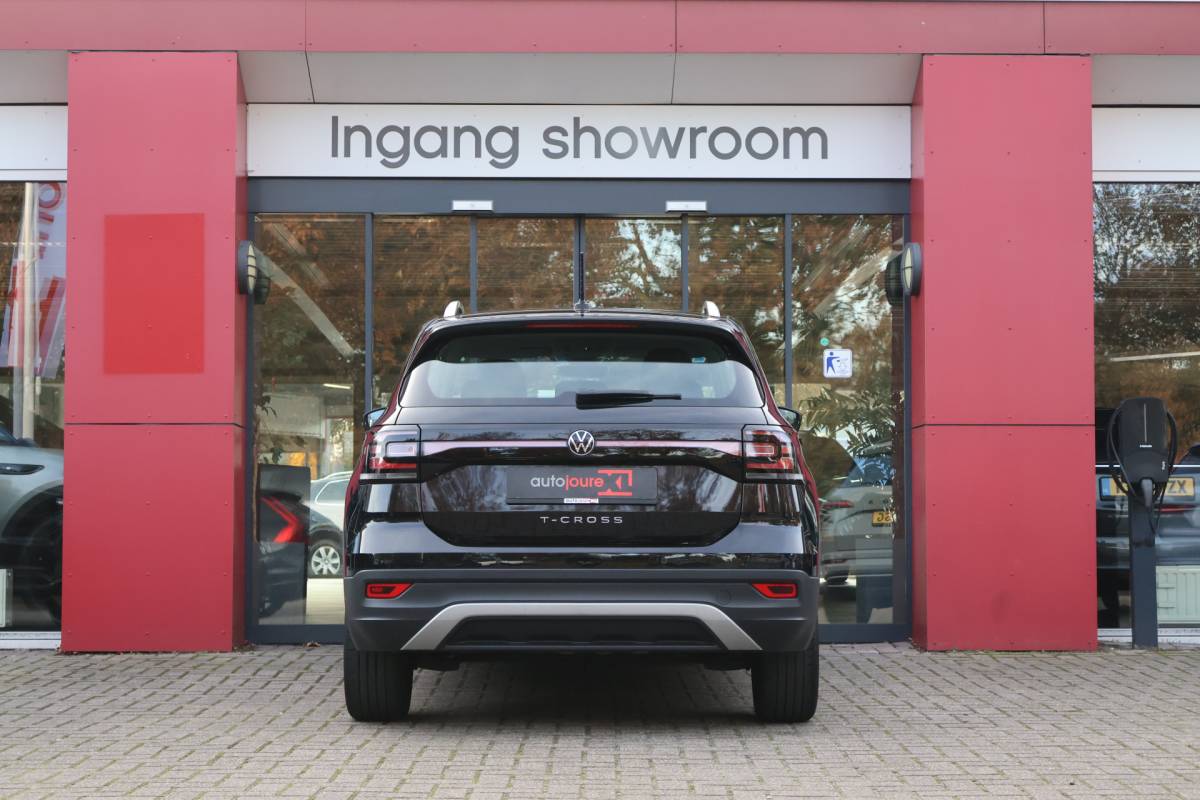Volkswagen T-Cross Volkswagen T-Cross 1.0 TSI Style Automaat | ACC | Navigatie | PDC | Origineel NL |